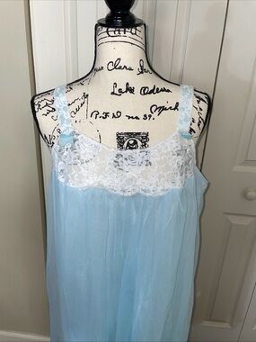 Vintage Sears light blue lace Bodice And Hem Pullover nightgown cottagecore Lg